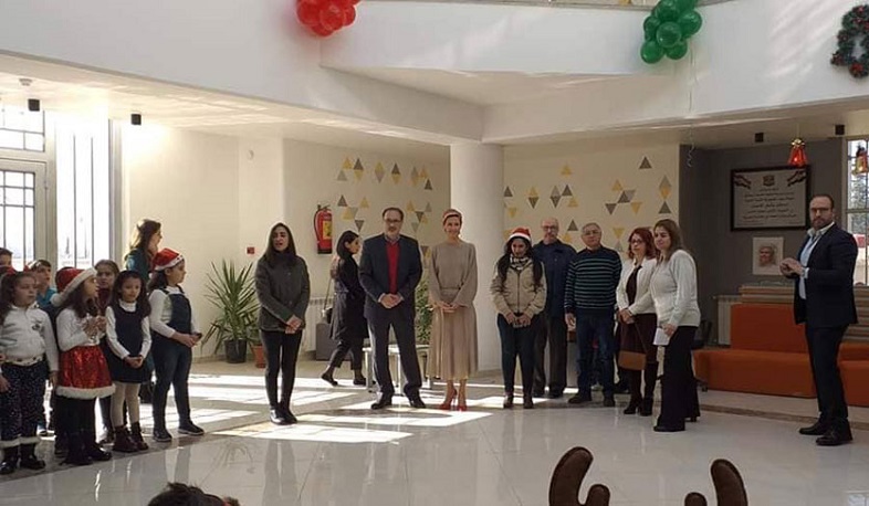 Սիրիայի առաջին տիկինն այցելել է Դամասկոսի հայկական դպրոց