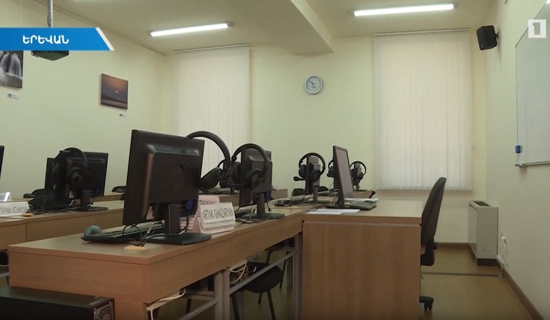 Դիվանագիտական դպրոցը տասը տարեկան է