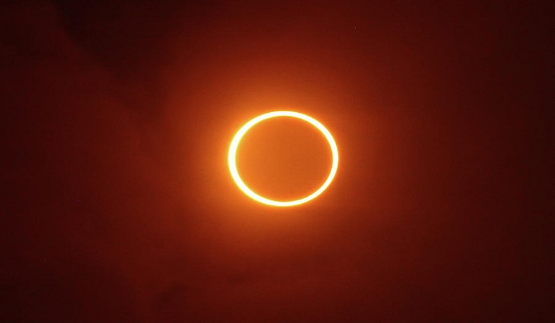 Արևի խավարում կամ «կրակի օղակ»