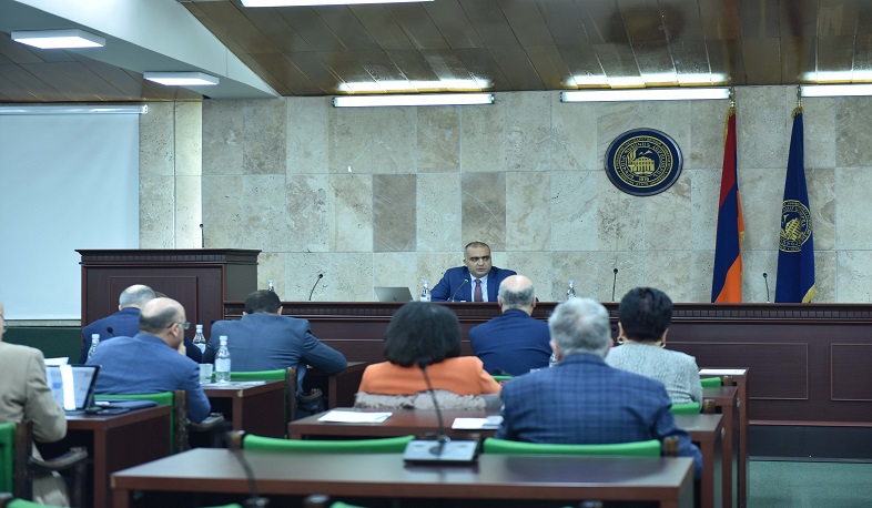 ԵՊՀ հոգաբարձուների խորհուրդը դատապարտել Է ոստիկանության գործելաոճը