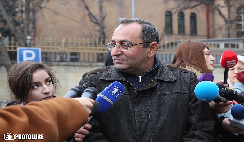 ՍԴ դատավորներին վաղաժամ կենսաթոշակի ուղարկելու մասին օրենքը «պայթուցիկ» է. Արծվիկ Մինասյան