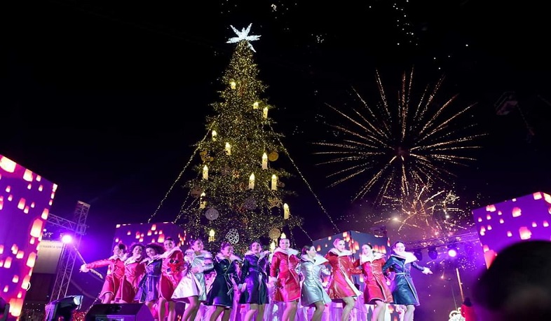 Վրացիները դժգոհ են իրենց թանկ, բայց աղքատիկ տոնածառից