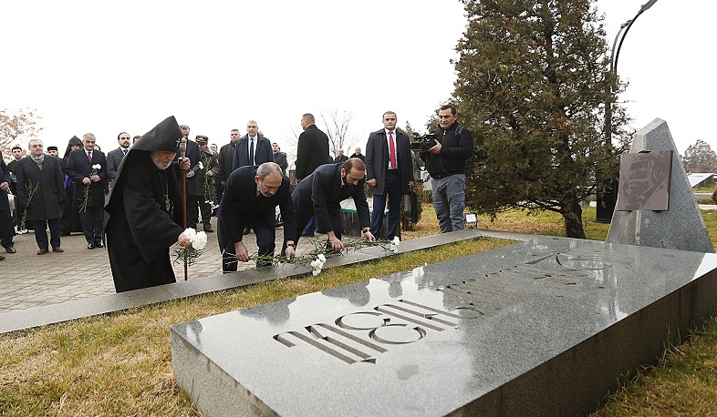 Նիկոլ Փաշինյանն այցելել է «Եռաբլուր» զինվորական պանթեոն