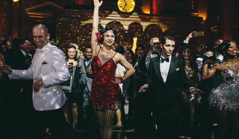 ՌԴ ԱԳՆ-ն «Մեծն Գեթսբիի» ոճով ճոխ ամանորյա կորպորատիվ է կազմակերպել Վոլգայի ափին