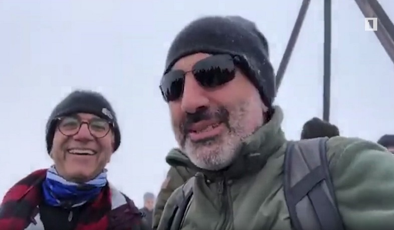 Ողջունում եմ Արտանիշ սարի գագաթից․ երթը նվիրում ենք խաղաղության և կայունության հաստատմանը տարածաշրջանում. Նիկոլ Փաշինյան