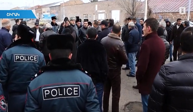 Մարալիկցիները պահանջում են վերականգնել ծննդատան ֆինանսավորումը