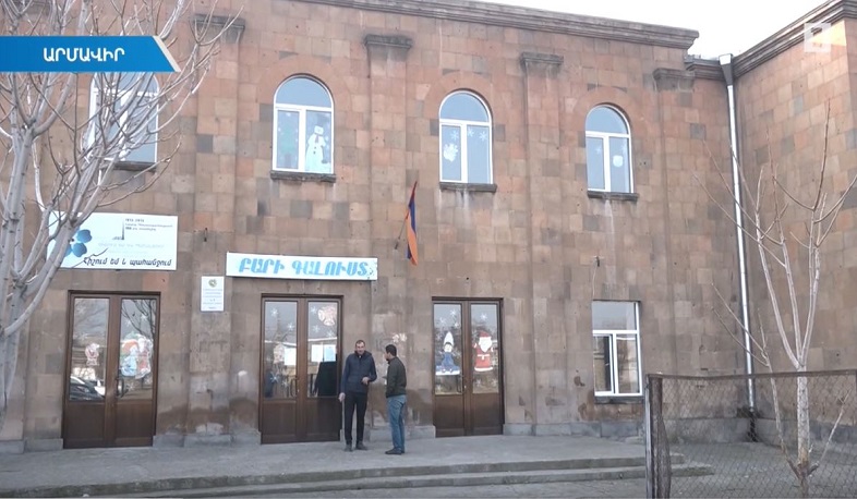 Էջմիածնի 8-րդ դպրոցում դասադուլը շարունակվում է