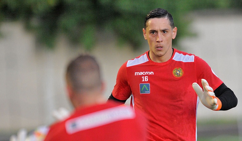 Դարպասապահ Արամ Հայրապետյանը կարիերան կշարունակի Իրանում