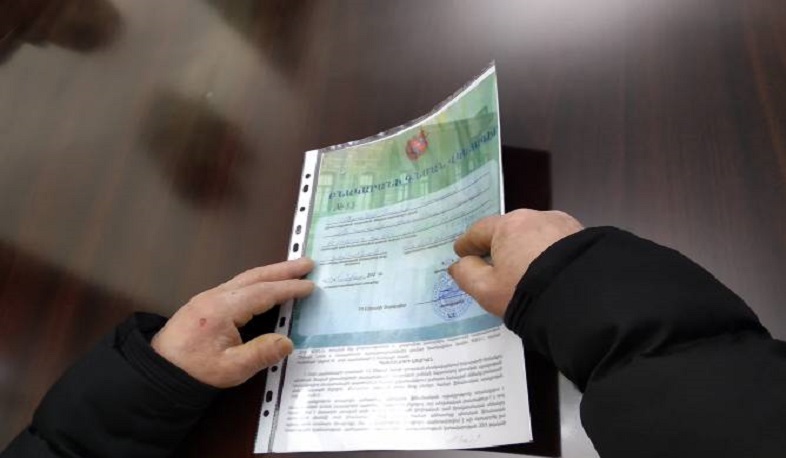 Շիրակում 10 ընտանիք բնակարանի գնման վկայագիր է ստացել