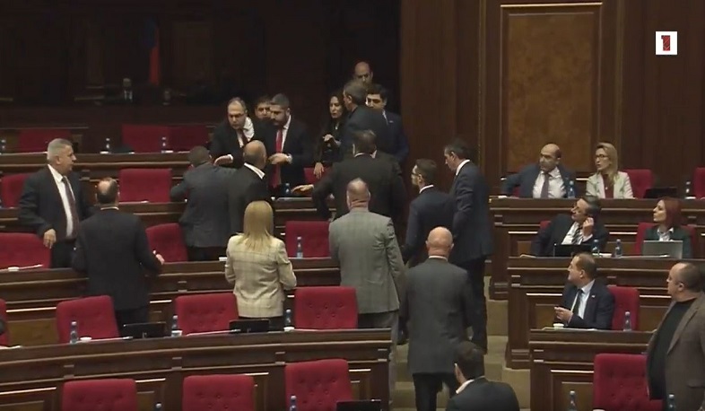 Քաշքշուկ խորհրդարանում. թեման՝ «օրենքով գողերին» վերաբերող նախագիծն է