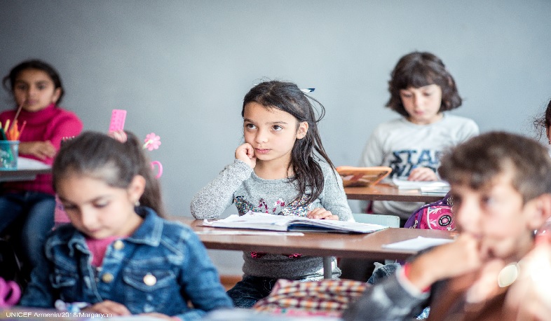 Ամենաաղքատ ընտանիքների 3 դեռահաս աղջիկներից 1-ը երբևիցե դպրոց չի հաճախել. ՅՈՒՆԻՍԵՖ