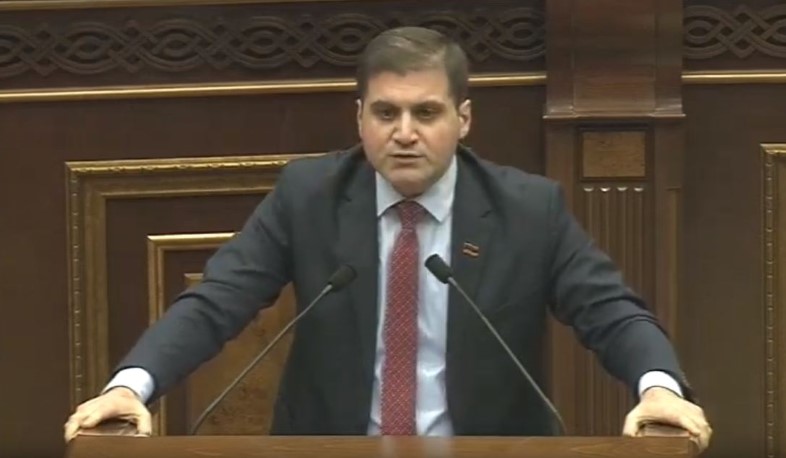 Հեղափոխությունից հետո մկան ծակ փնտրող օլիգարխները հիմա կազմավորում են նախկին բանդաները. Բաբաջանյան