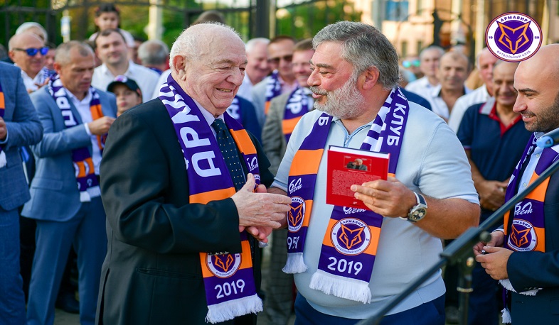 Ռուսաստանի Արմավիր քաղաքի մարզադաշտը կկրի լեգենդար Նիկիտա Սիմոնյանի անունը