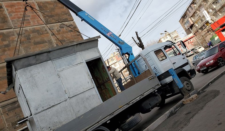 Աջափնյակում մեկնարկել են ապօրինի կրպակների ապամոնտաժման աշխատանքները