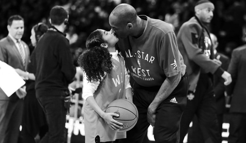 Մենք քեզ կկարոտենք, Քոբի. մարզաշխարհը սգում է