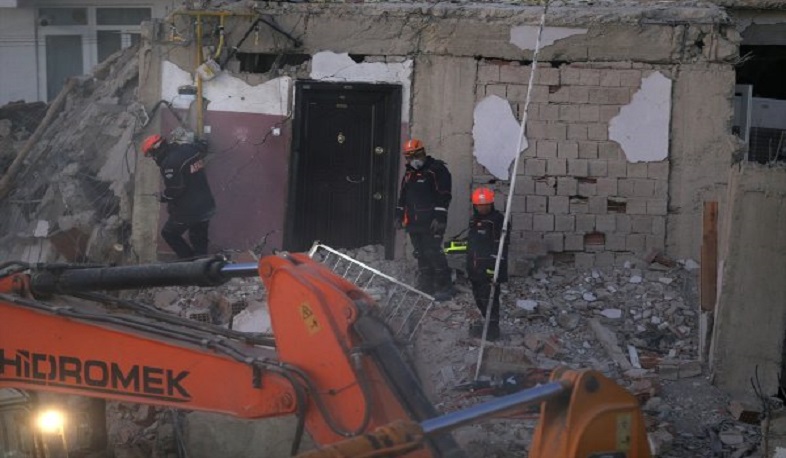 Թուրքիայում փլատակների տակից հաջողվել է փրկել առնվազն 45 մարդու