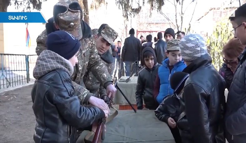 Բերդավանում մեծ շուքով ու ոգևորությամբ նշել են Հայոց բանակի օրը