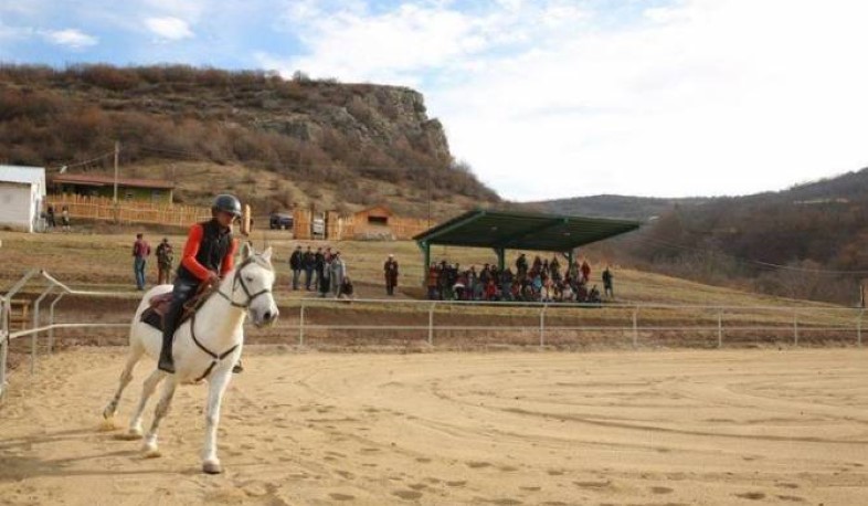 Արցախում ձիարշավարան է բացվել