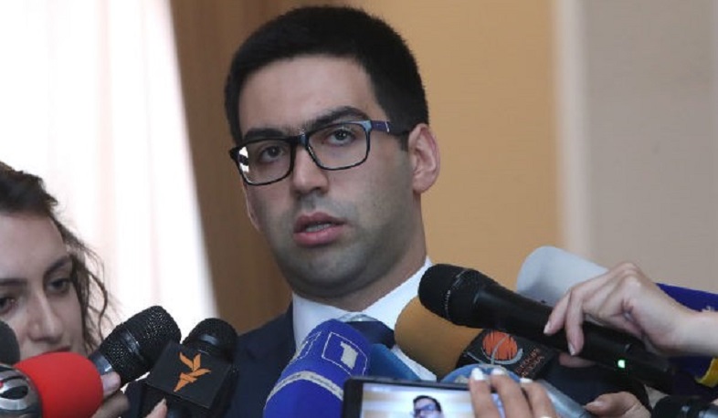 Սահմանադրական բարեփոխումների հանձնաժողովում լավ մարդիկ են ու անկախ մասնագետներ. Բադասյան