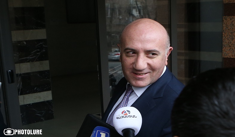 «Իմ քայլը» խմբակցության անդամները հանդիպում են ոստիկանապետի պաշտոնակատարի հետ