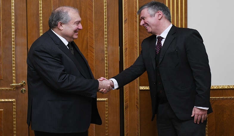 Արմեն Սարգսյանն ընդունել է ԱԶԲ հայաստանյան գրասենյակի տնօրենին