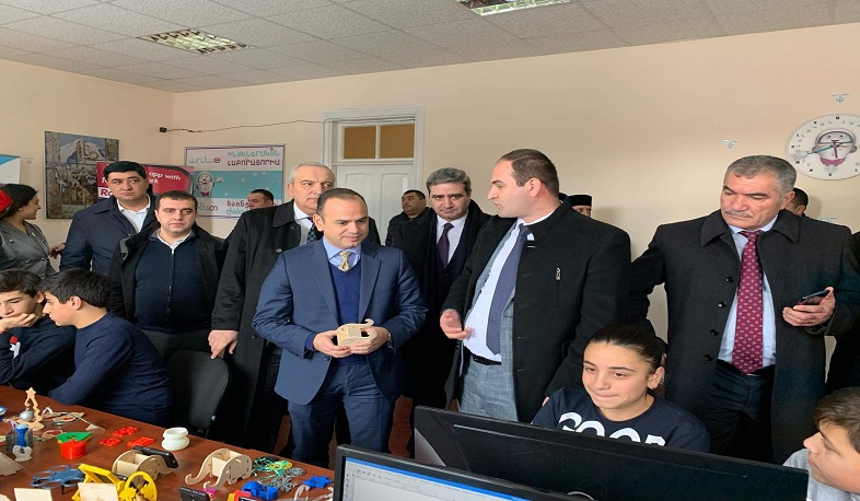 Զարեհ Սինանյանը Ախալքալաքում հանդիպել է տեղի հայության հետ