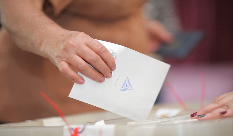 Սահմանադրական փոփոխությունների նախագիծը հանրաքվեի դնելու մասին որոշումն ընդունվեց