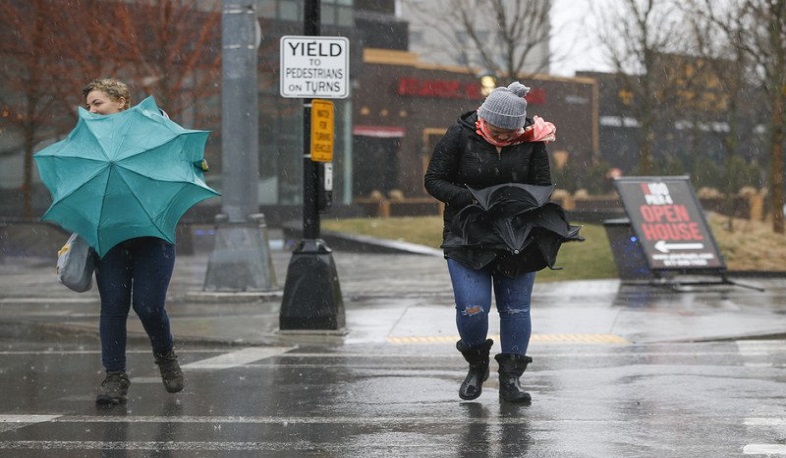 Փոթորիկ է մոլեգնում ԱՄՆ-ի հարավ-արևելքում