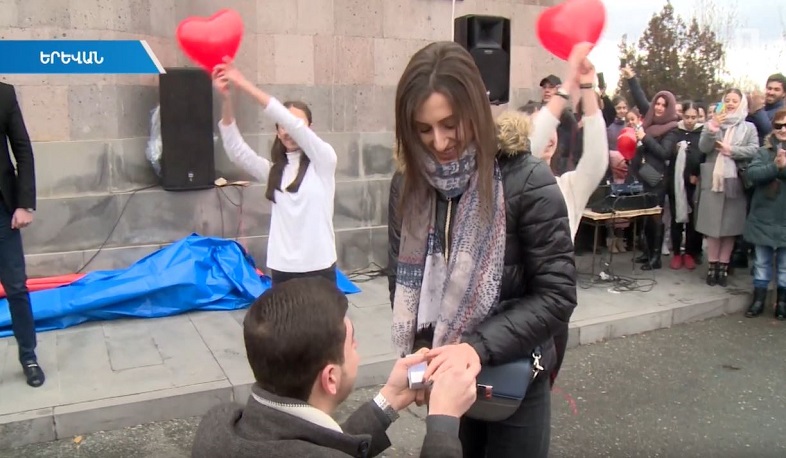 Ամուսնության առաջարկություն՝ Սուրբ Սարգսի տոնին նվիրված խաչերթի ավարտին