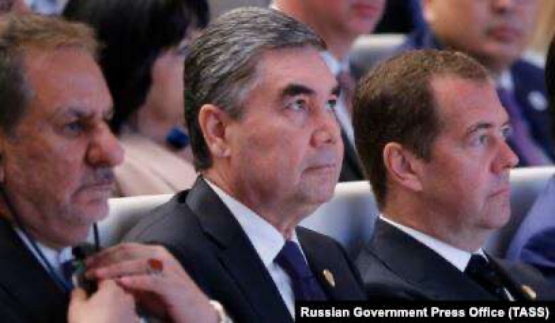 Նախագահին նմանակելը պարտադիր պայման է