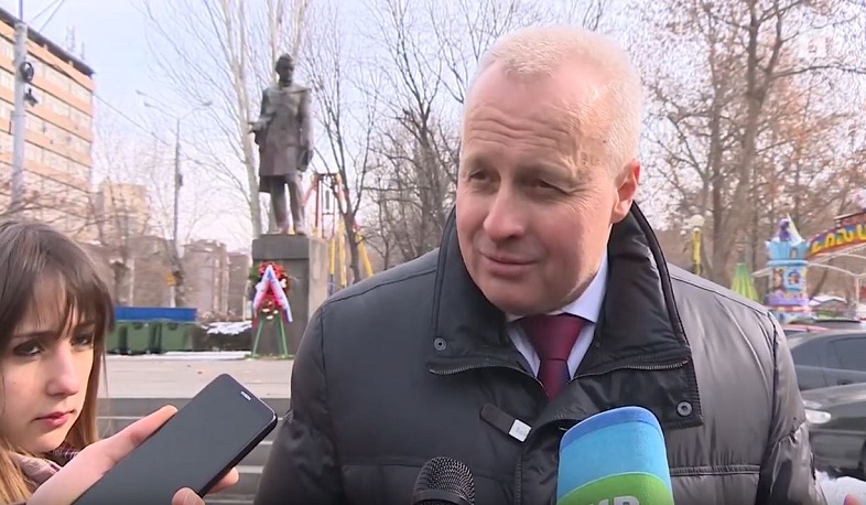 ՌԴ դեսպանատան աշխատակիցները հարգանքի տուրք են մատուցել Գրիբոյեդովի հիշատակին