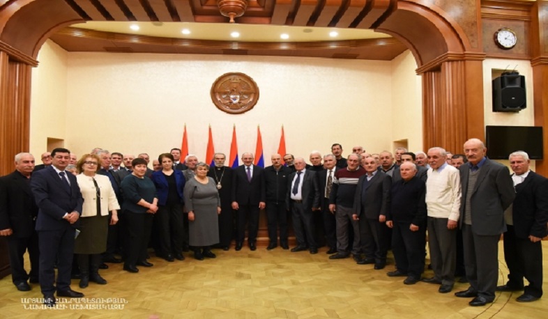 Բակո Սահակյանն ընդունել է Արցախյան շարժման մի խումբ ակտիվիստների