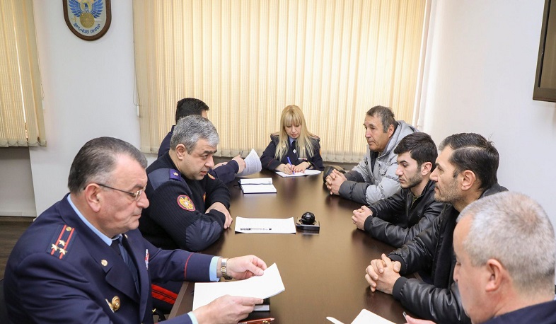 ՔԿ փոխնախագահն ընդունել է մահացած զինծառայող Տիգրան Մանվելյանի հարազատներին