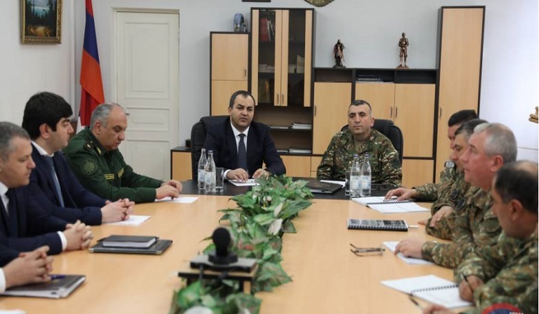 ՀՀ գլխավոր դատախազն Արցախի ՊԲ հրամանատարության հետ քննարկել է զորքերում կարգապահության հարցը
