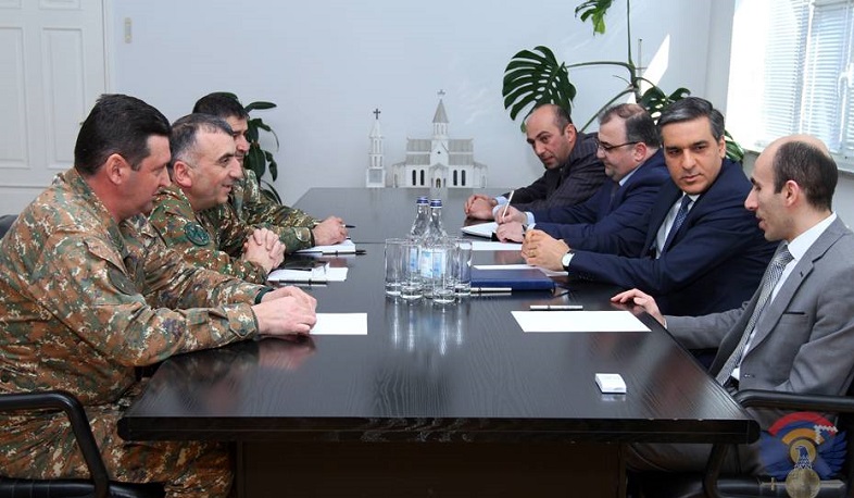 Արցախի ՊՆ-ում քննարկվել են զինծառայողների իրավունքների պաշտպանության հարցեր