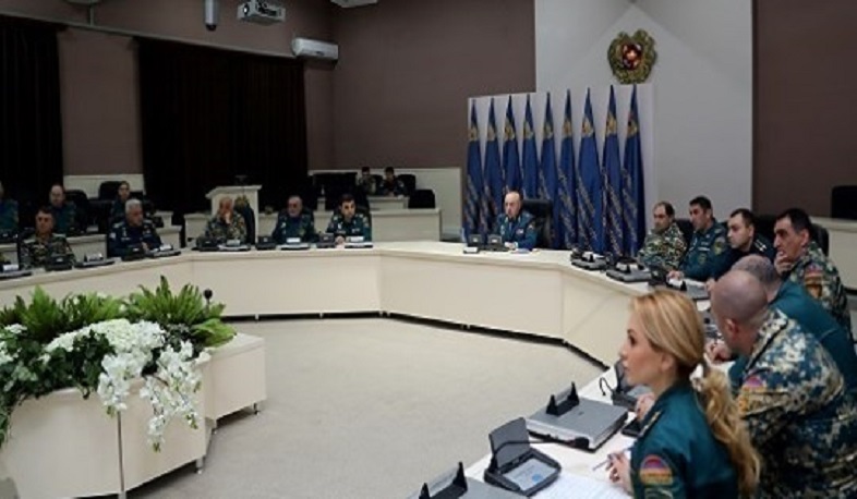 Խորհրդակցություն փրկարար ծառայությունում