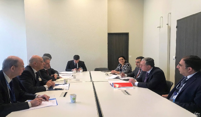 ՀՀ ԱԳ նախարարը հանդիպել է Հունաստանի ԱԳ նախարարի հետ