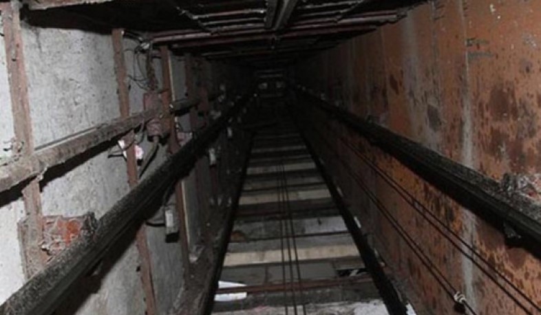 Երևանում վերելակ է ընկել. խցիկում գտնվող երիտասարդը հոսպիտալացվել է