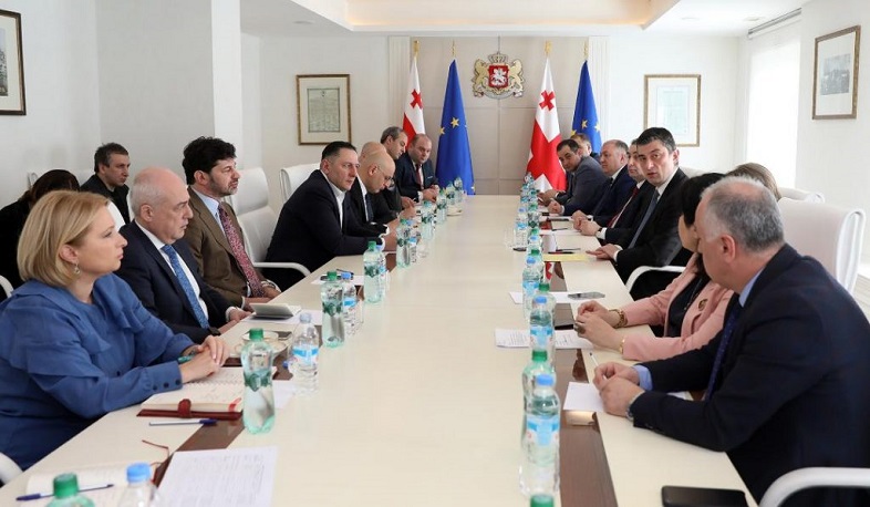 Կորոնավիրուսի պատճառով Վրաստանում դադարեցվում են գործուղումները. վարակակիր է նաև փոխնախարար Արվելաձեն