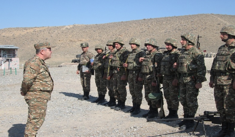 ԶՈՒ ԳՇ պետը այցելել է զորամասեր