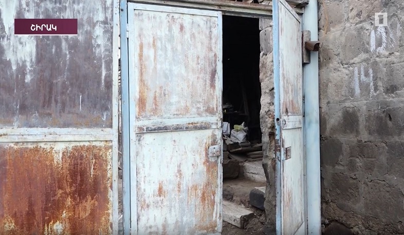 Լենա Նազարյանը մասնակցել է Գյումրիում սպանված կնոջ հուղարկավորությանը