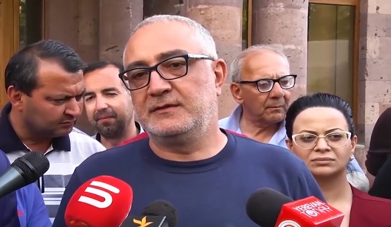 «5-րդ ալիքի» սեփականատեր Արմեն Թավադյանն ազատ կարձակվի