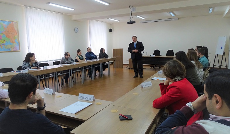 ԱԳՆ-ում ավարտվեց լրագրողների համար արտաքին քաղաքականության վերաբերյալ վերապատրաստման դասընթացը