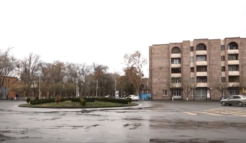 Էջմիածին քաղաքի փողոցները լուռ են ու դատարկ