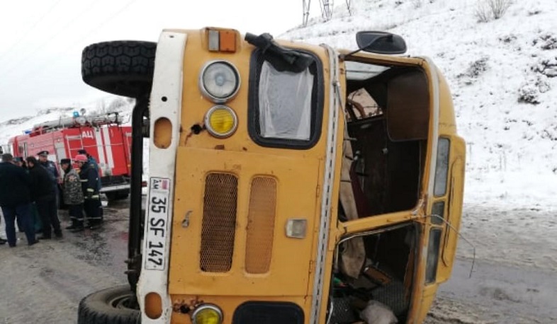 Վանաձոր-Սպիտակ ավտոճանապարհին ավտոբուսը կողաշրջվել է. կան տուժածներ
