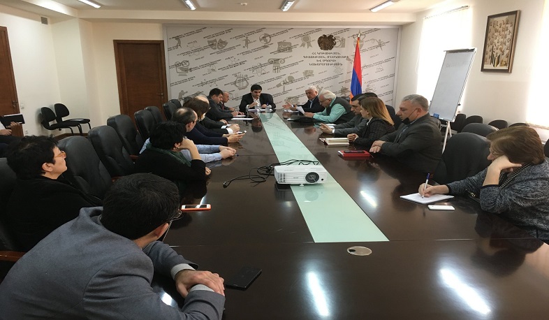 Քննարկում բուհերի ռեկտորների հետ