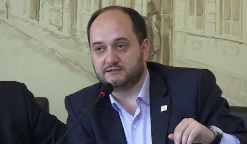 Արայիկ Հարությունյանը համազգային ծնողական ժողով է հրավիրել