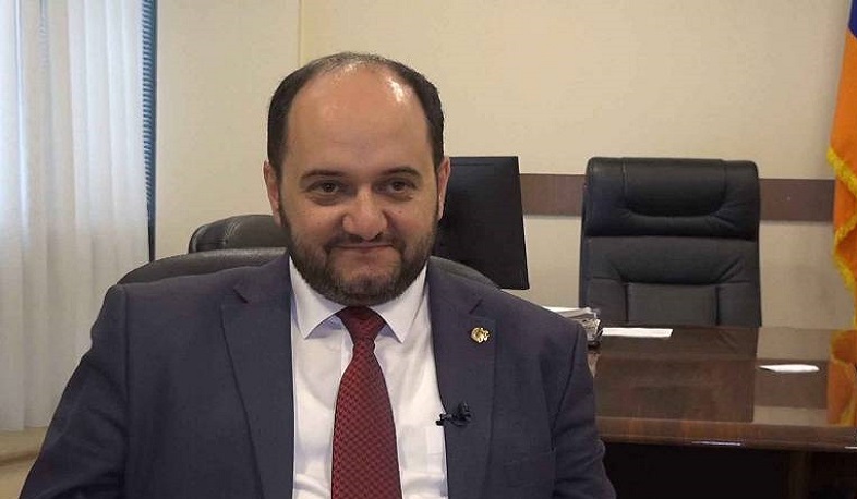 Խրախուսեք, որ երեխաները շատ կարդան, առնչվեն մշակույթի և արվեստի հետ․ ԿԳՄՍ նախարարը՝ ծնողներին