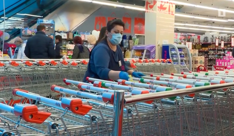 Արտակարգ դրության առաջին իսկ օրերին հայաստանյան խանութներում որևէ ապրանքի պակաս չի եղել