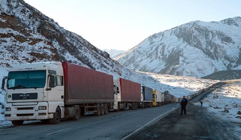 Լարսը բաց է միայն բեռնատար տրանսպորտային միջոցների համար